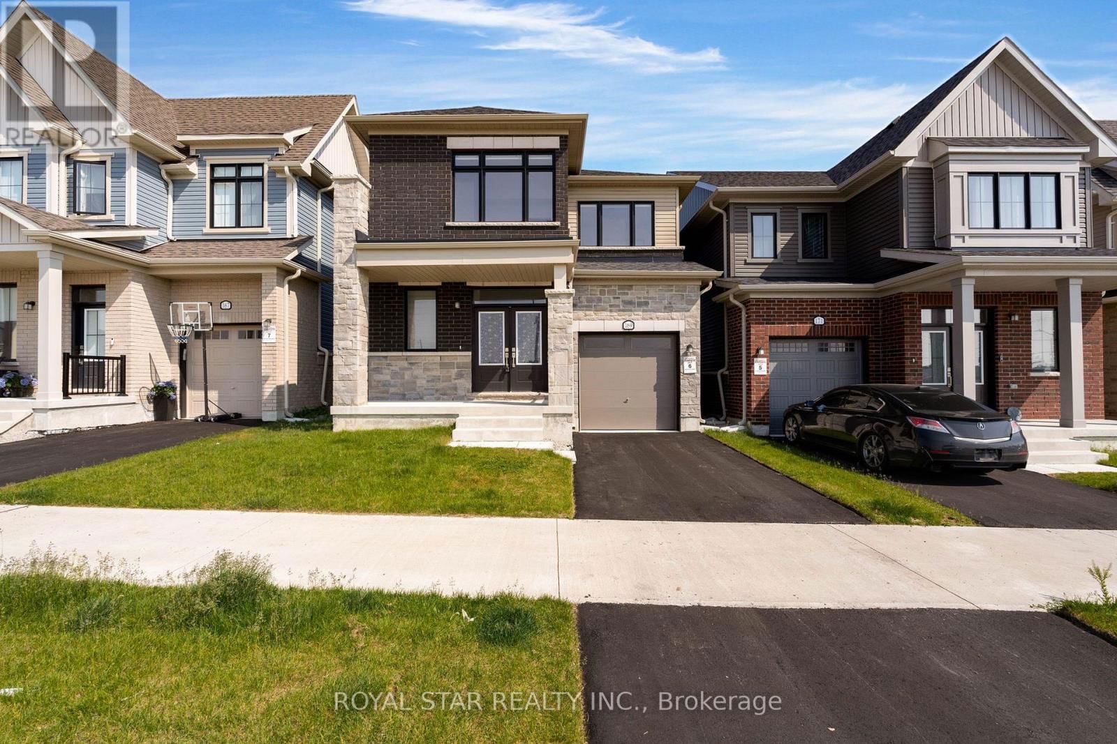 169 FENCHURCH MANOR Image 1