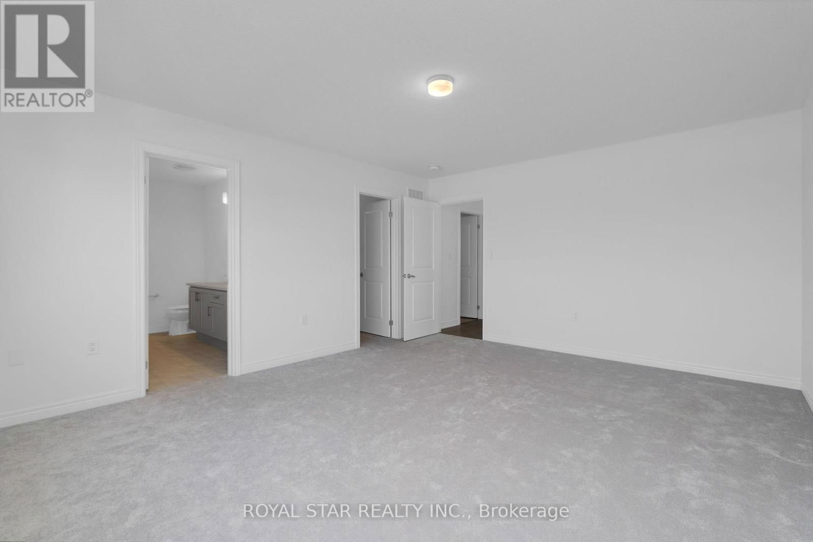 169 FENCHURCH MANOR Image 17