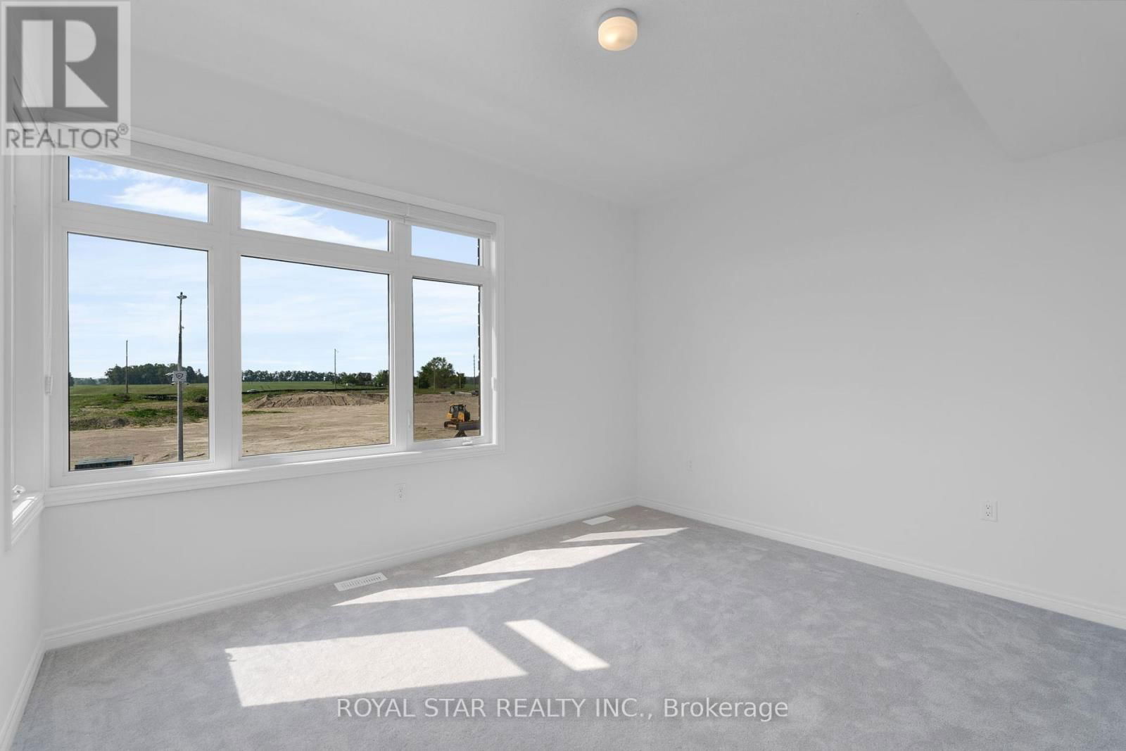 169 FENCHURCH MANOR Image 23
