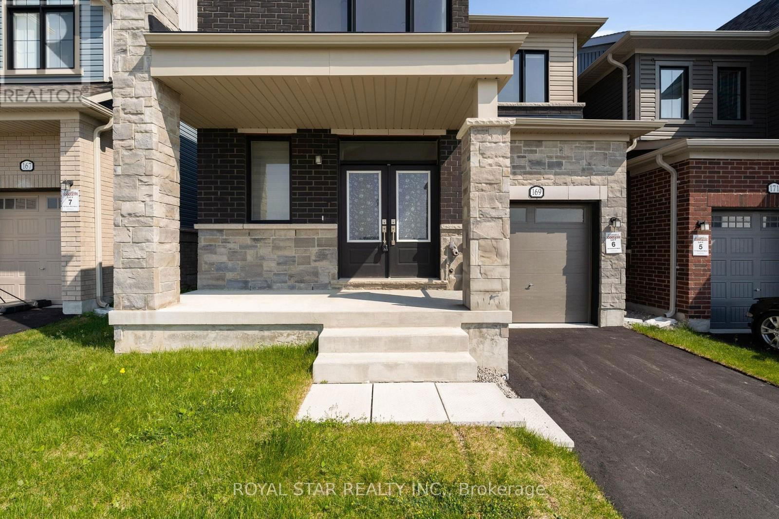 169 FENCHURCH MANOR Image 4