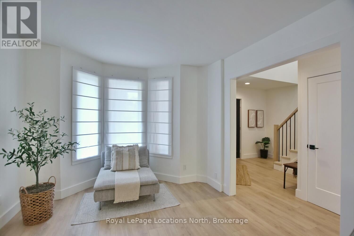 35 BUSH STREET Image 16