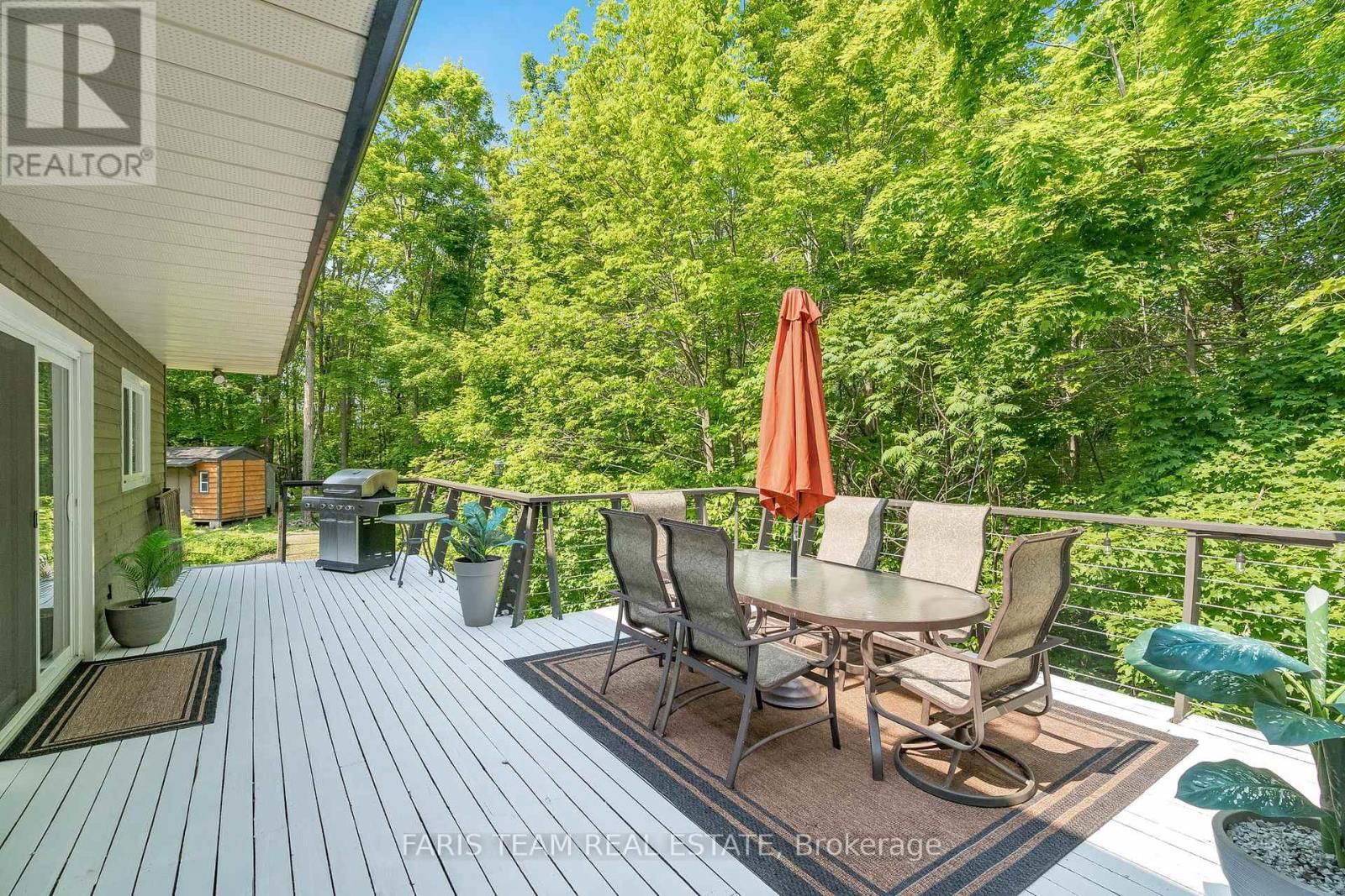 2 WOODLAND CRESCENT Image 39