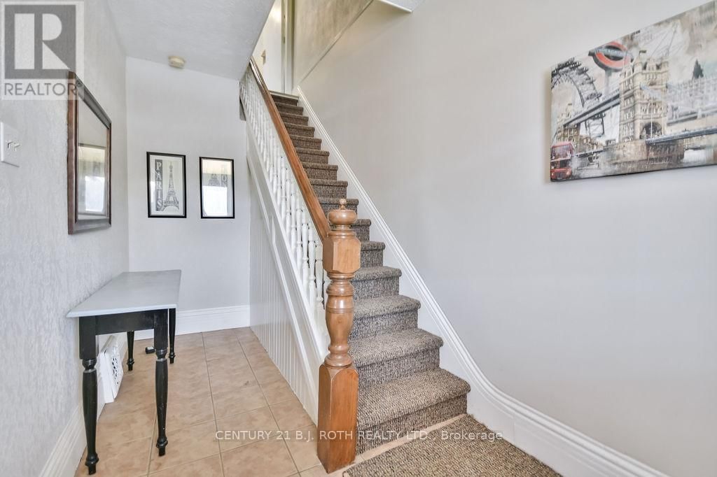 30 TIFFIN STREET Image 19