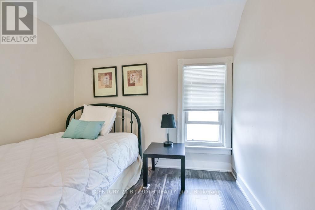 30 TIFFIN STREET Image 27
