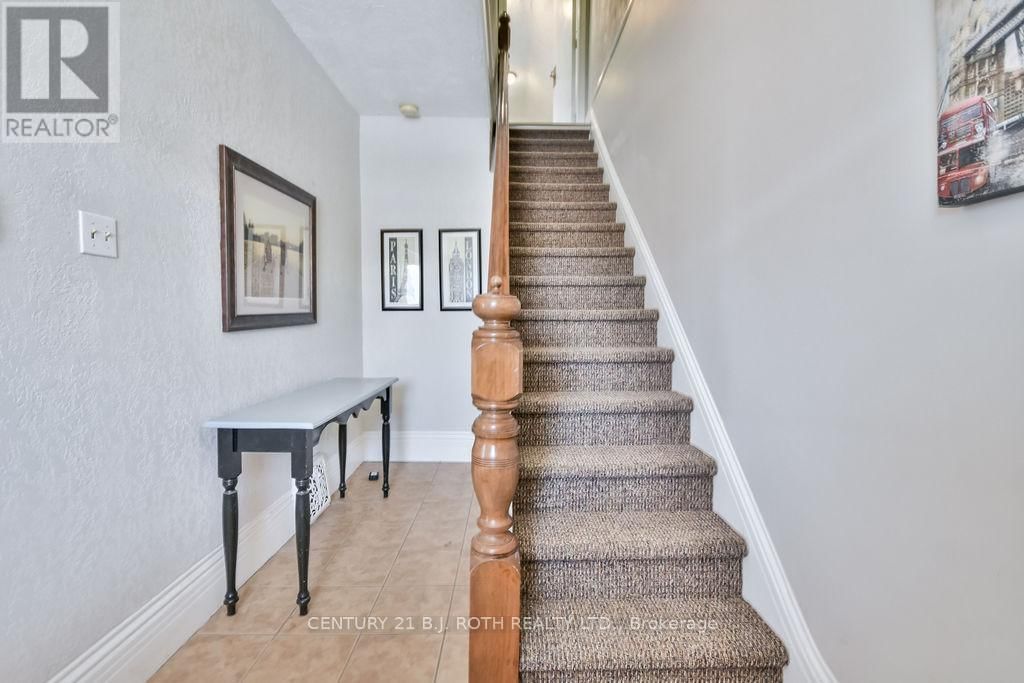 30 TIFFIN STREET Image 21