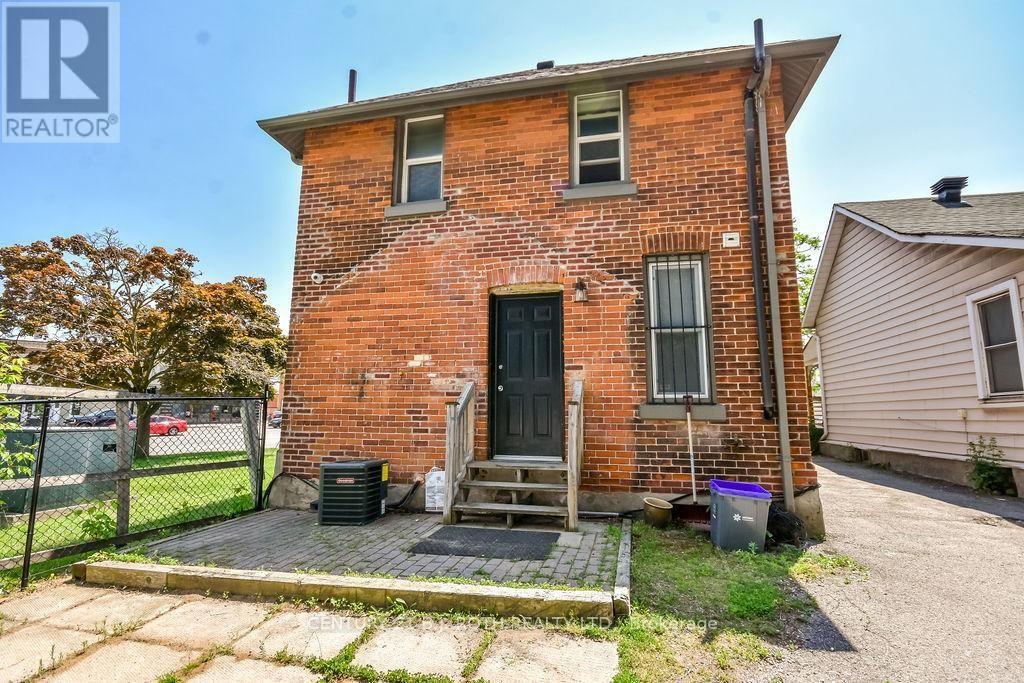 30 TIFFIN STREET Image 35