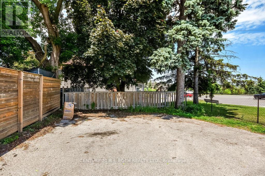 30 TIFFIN STREET Image 36