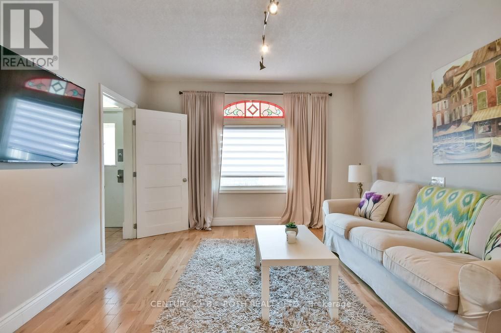 30 TIFFIN STREET Image 9
