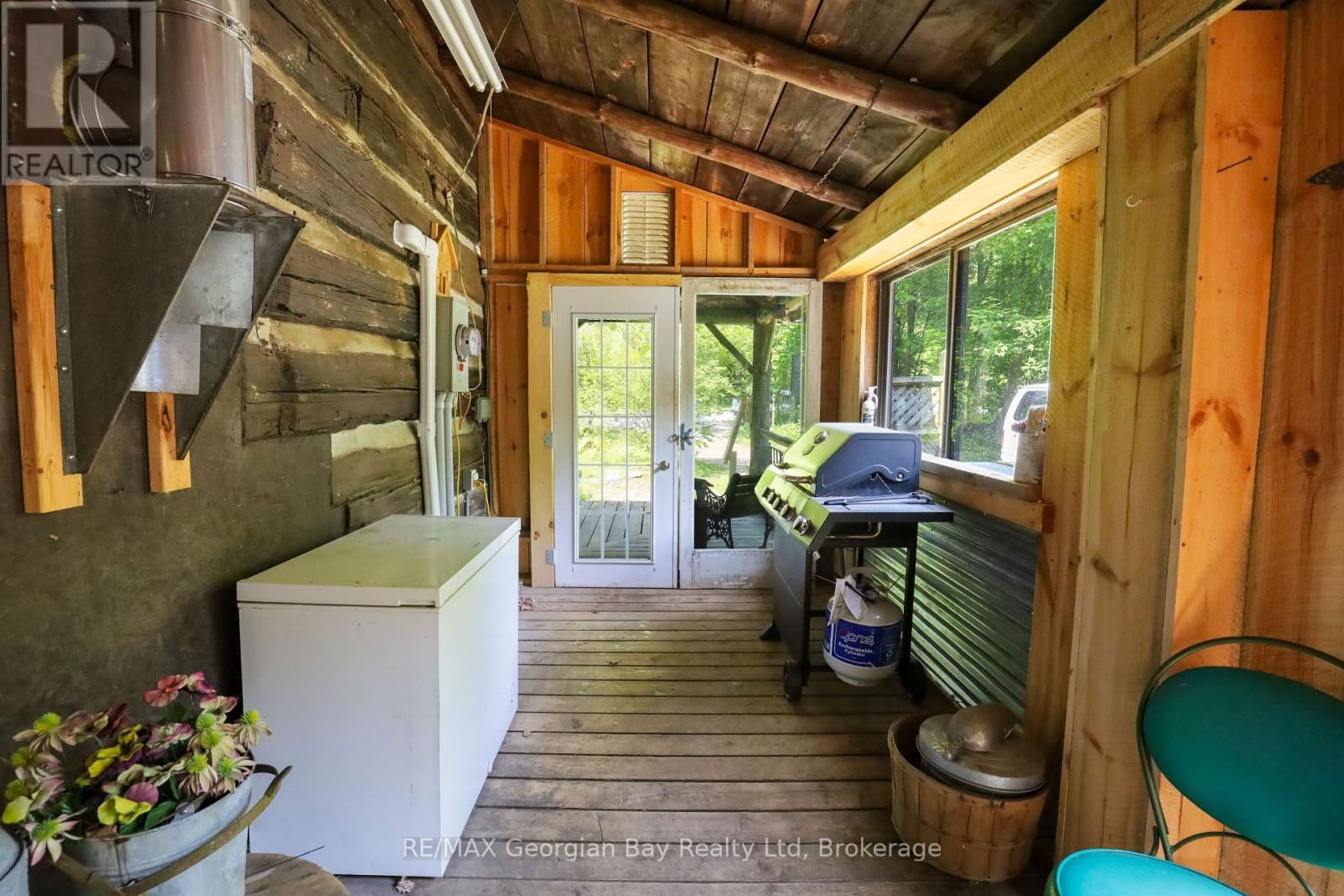 1445 CEDAR POINT ROAD Image 4