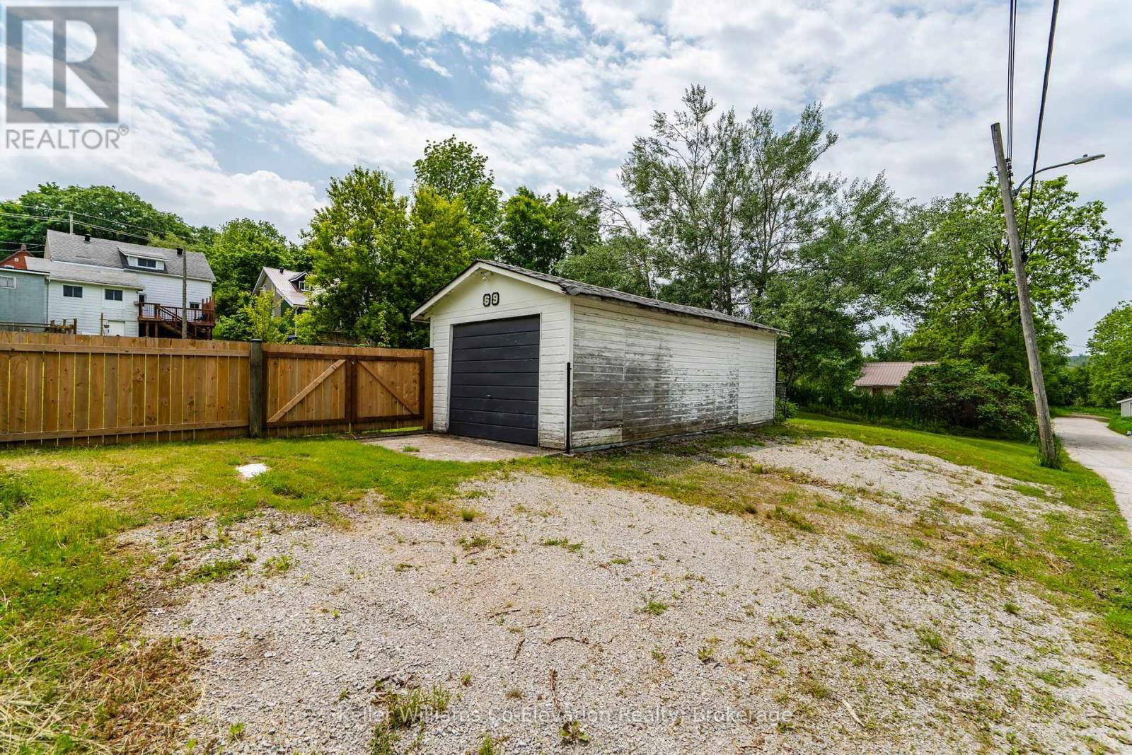 69 ROBERT STREET WEST Image 23