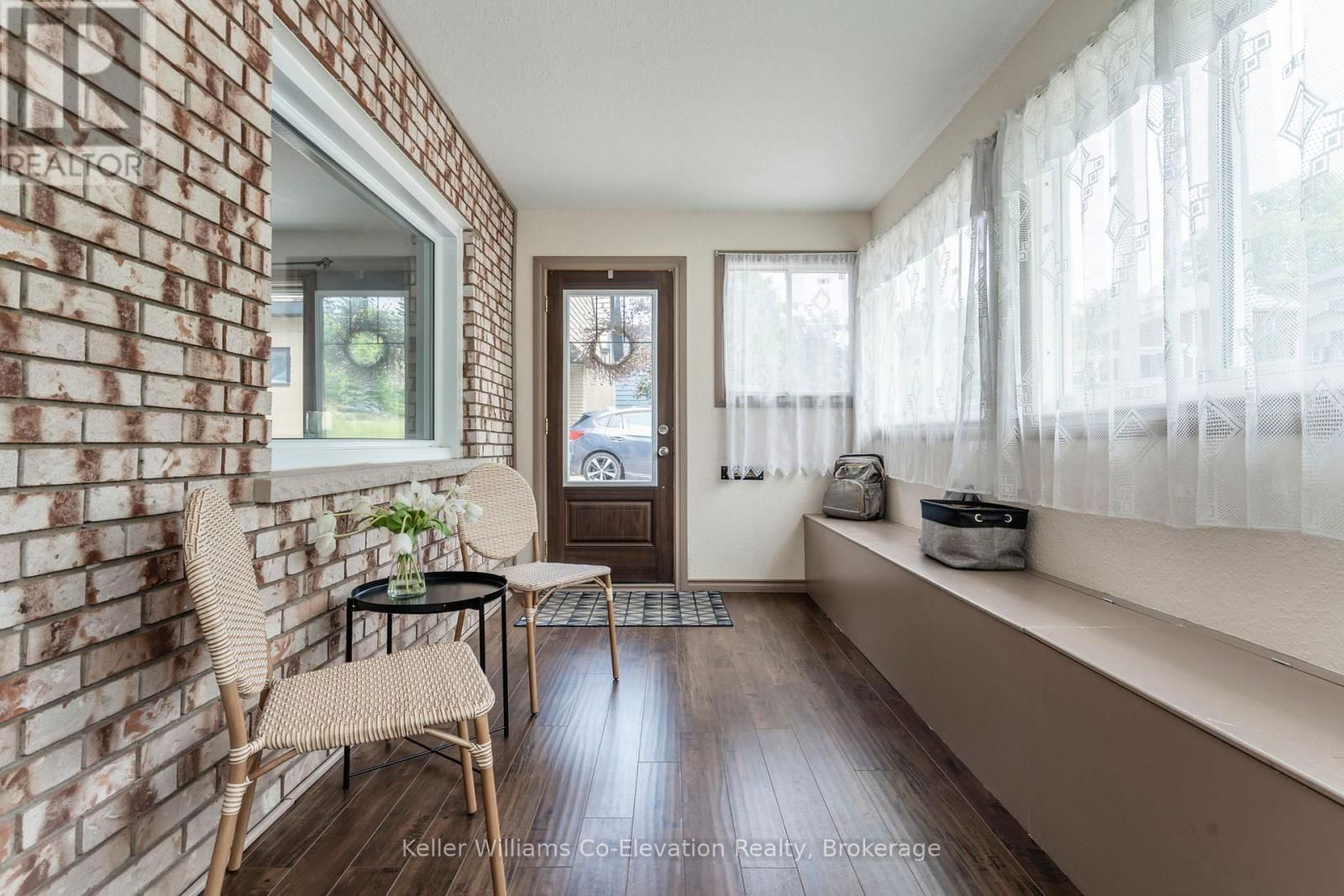 69 ROBERT STREET WEST Image 3