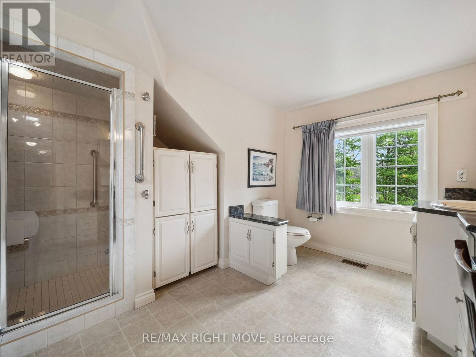 7736 RIVERLEIGH DRIVE Image 31