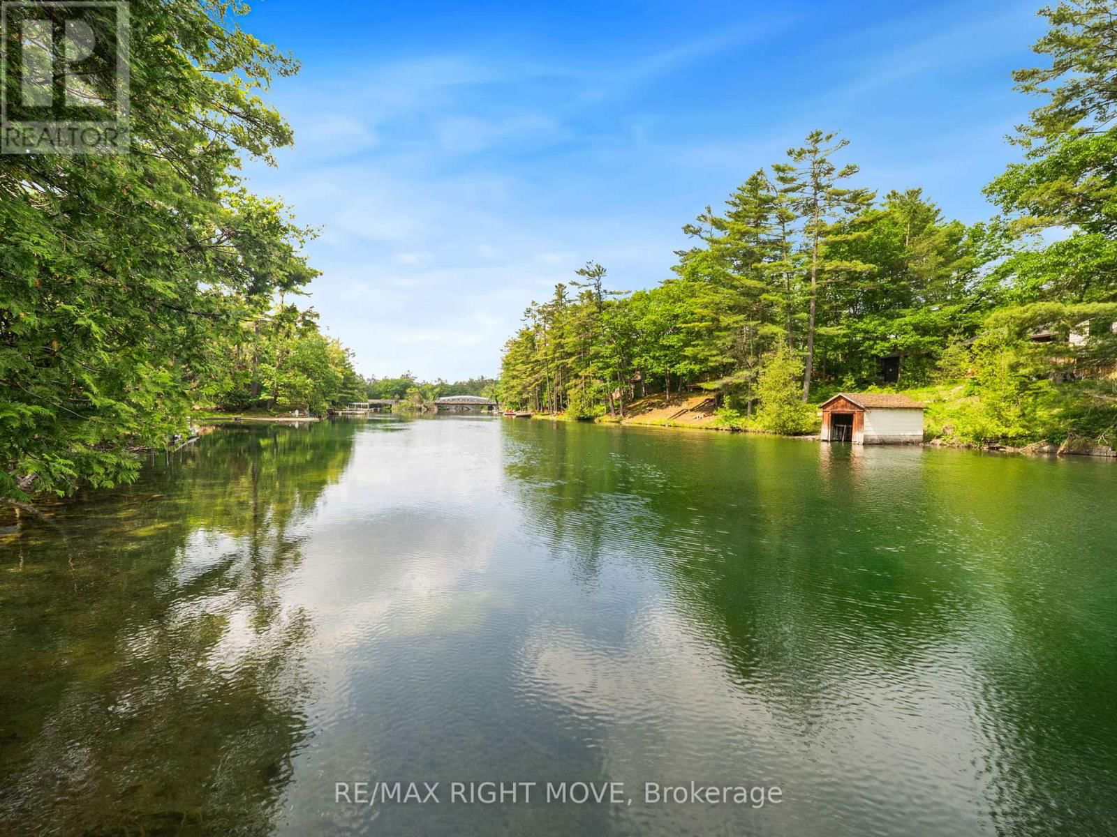 7736 RIVERLEIGH DRIVE Image 39