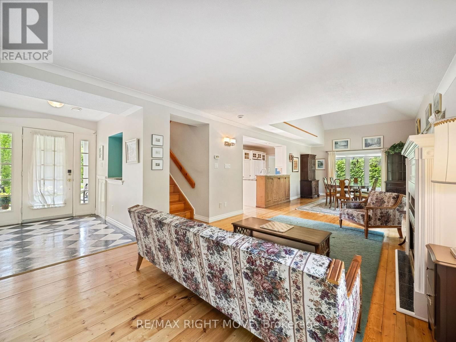 7736 RIVERLEIGH DRIVE Image 7
