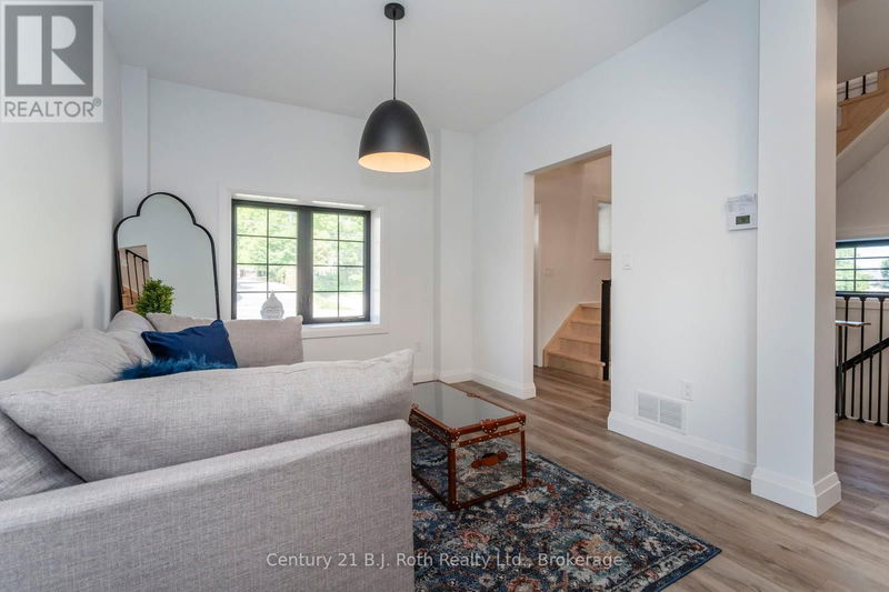 Tertiary Property View