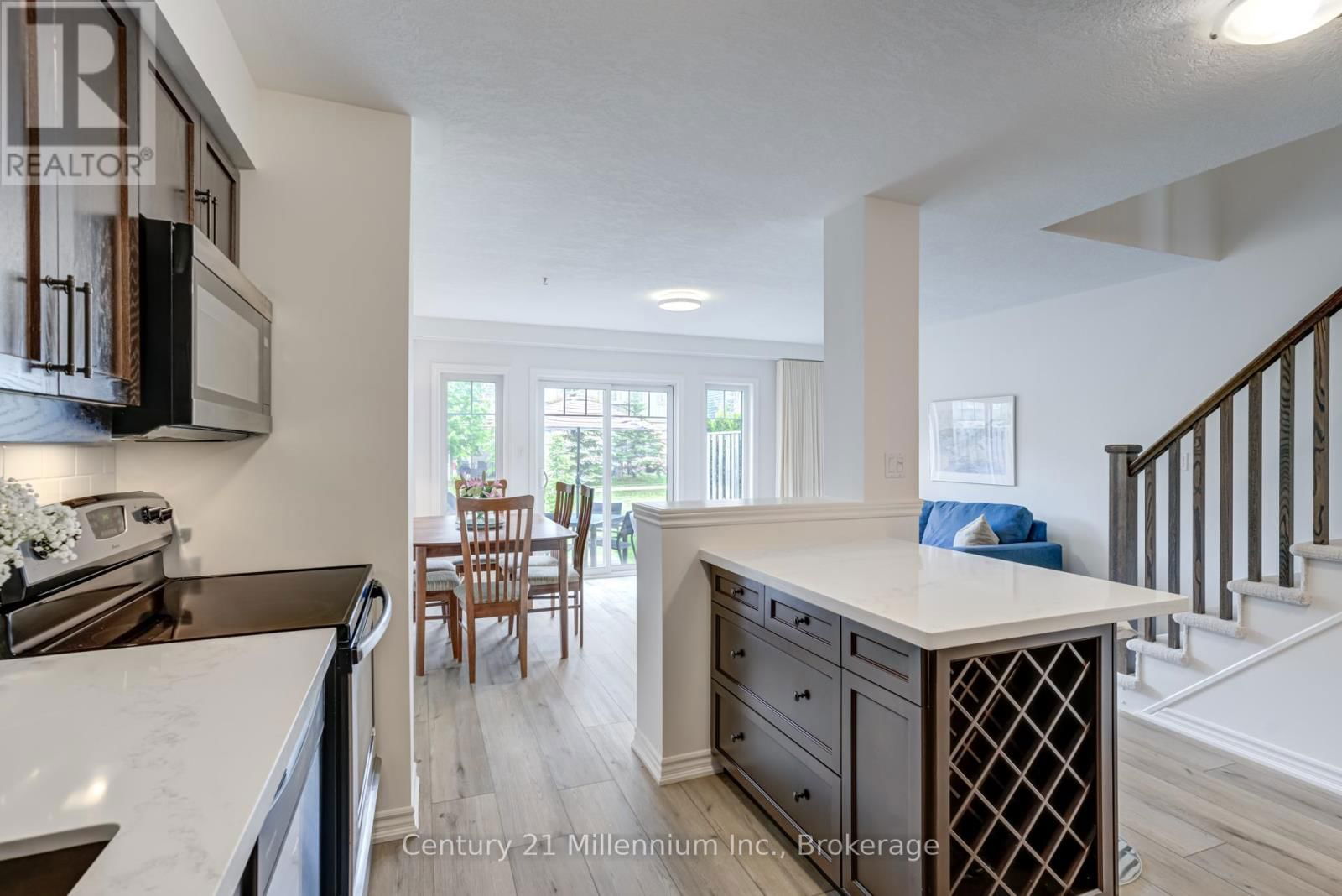37 SILVER GLEN BOULEVARD Image 10