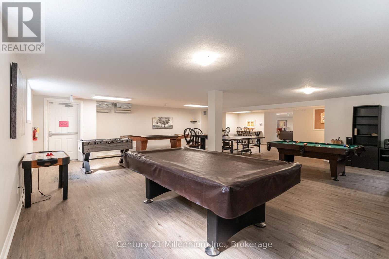 37 SILVER GLEN BOULEVARD Image 37