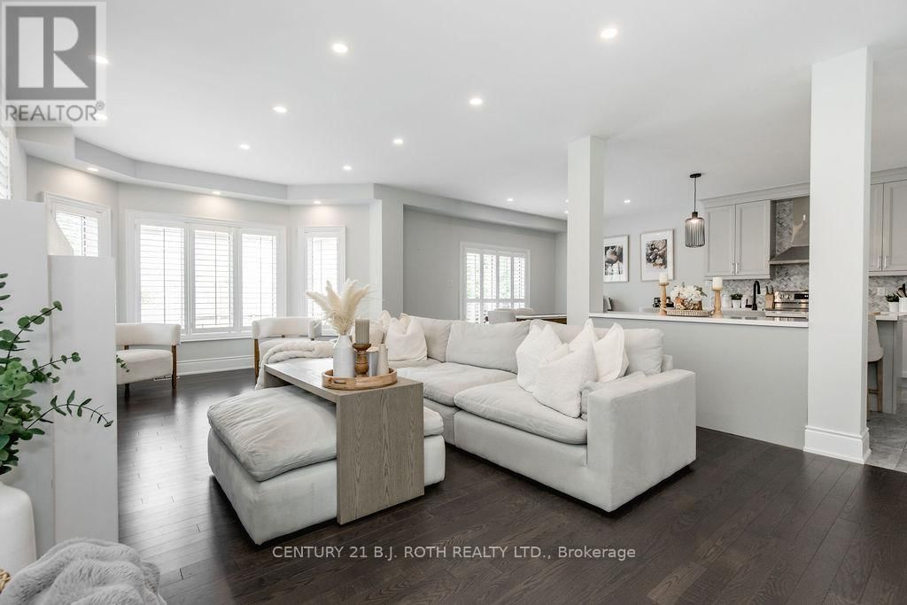 20 WESTMINSTER CIRCLE Image 10