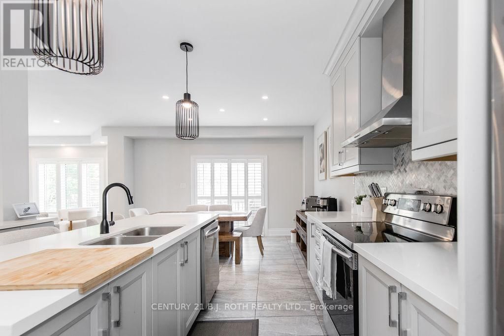 20 WESTMINSTER CIRCLE Image 17