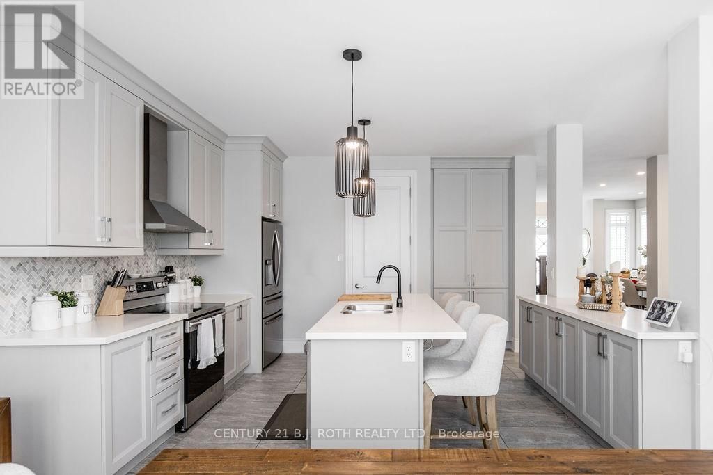 20 WESTMINSTER CIRCLE Image 18