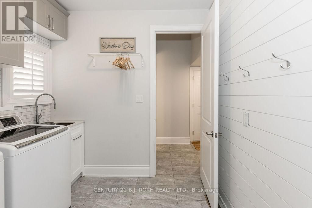 20 WESTMINSTER CIRCLE Image 21