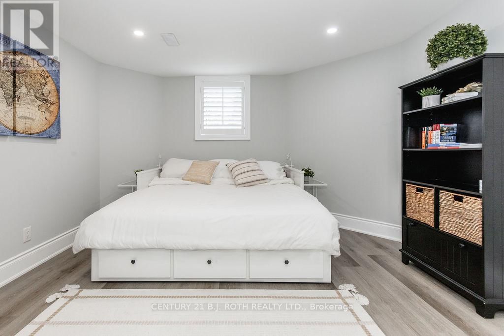 20 WESTMINSTER CIRCLE Image 45