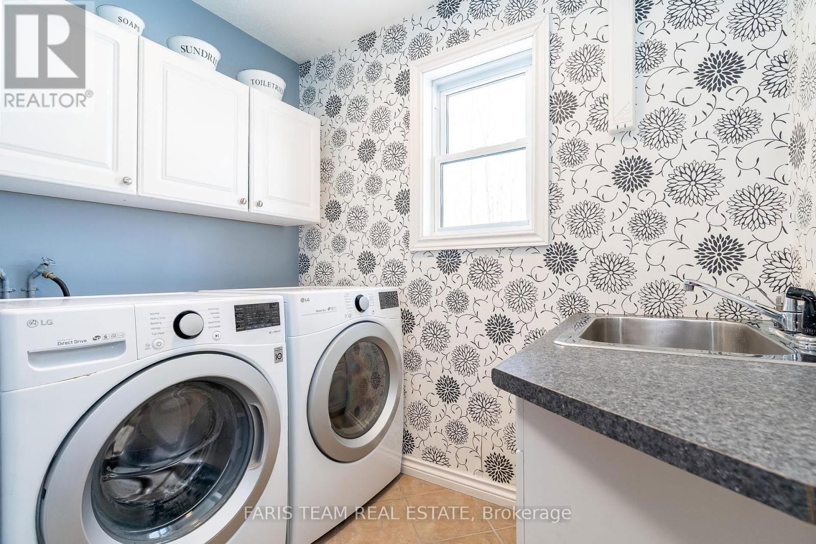 64 GOLDFINCH CRESCENT Image 17