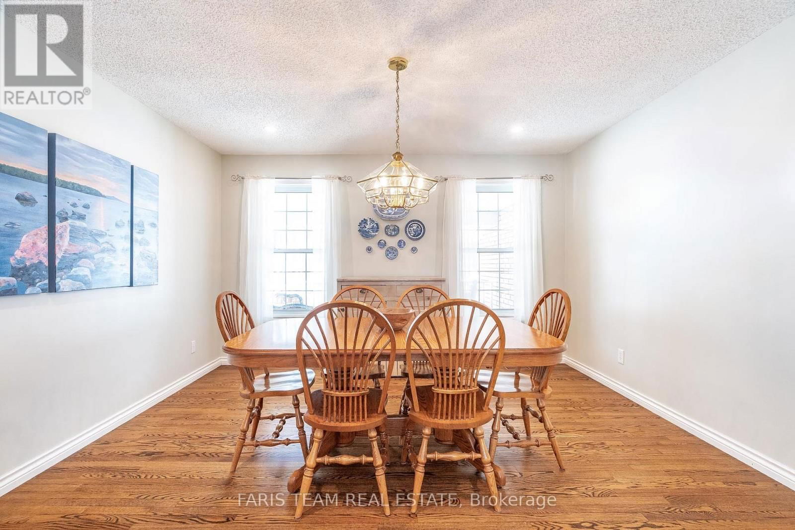 64 GOLDFINCH CRESCENT Image 9