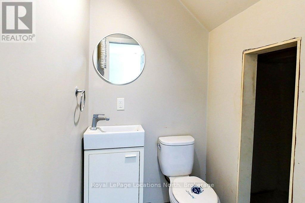 103 ERIE STREET Image 23