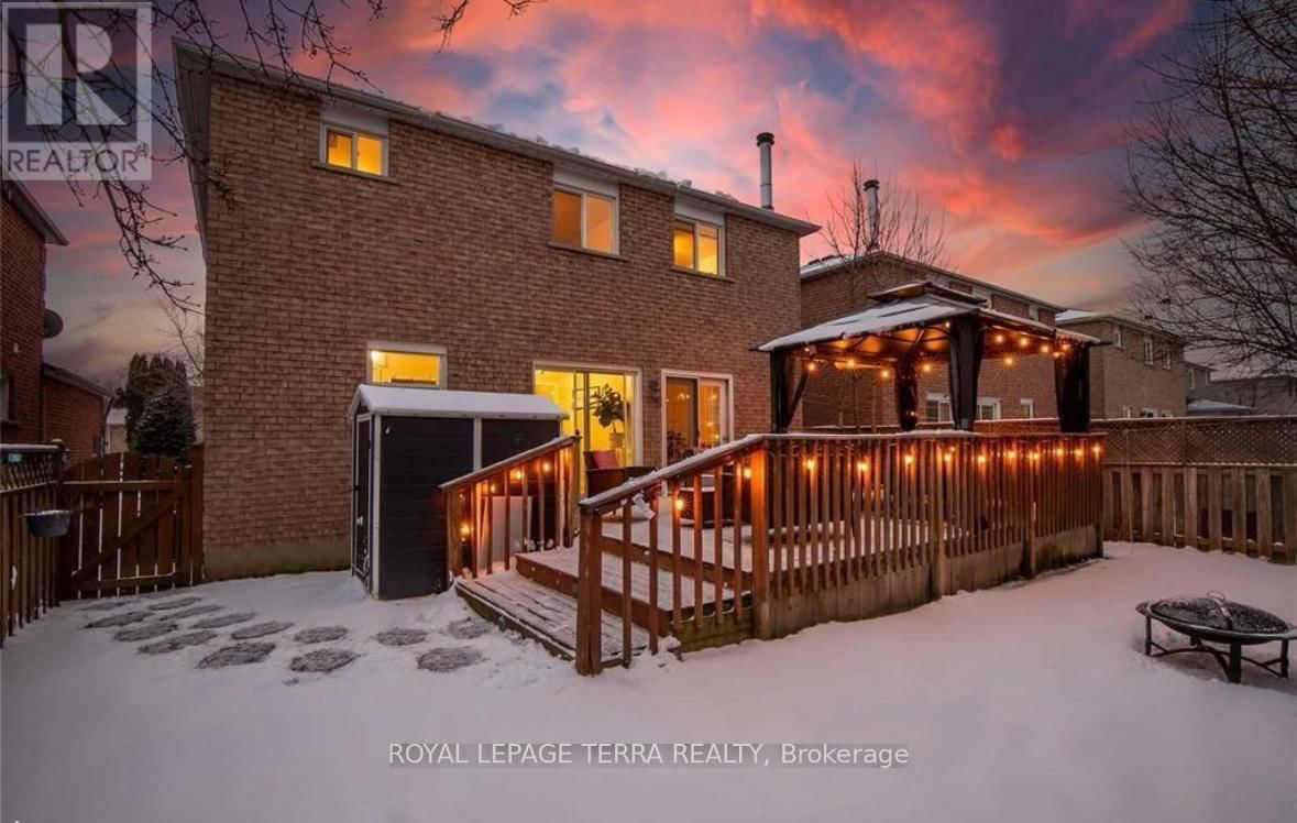 44 CARRUTHERS CRESCENT Image 26