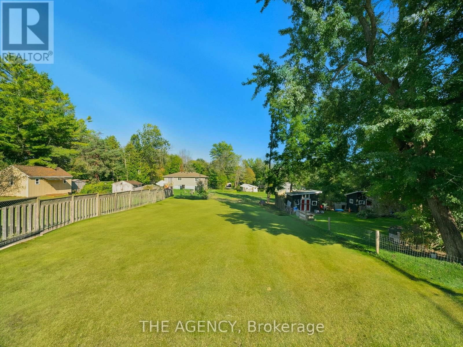 3963 HILLTOP ROAD Image 36