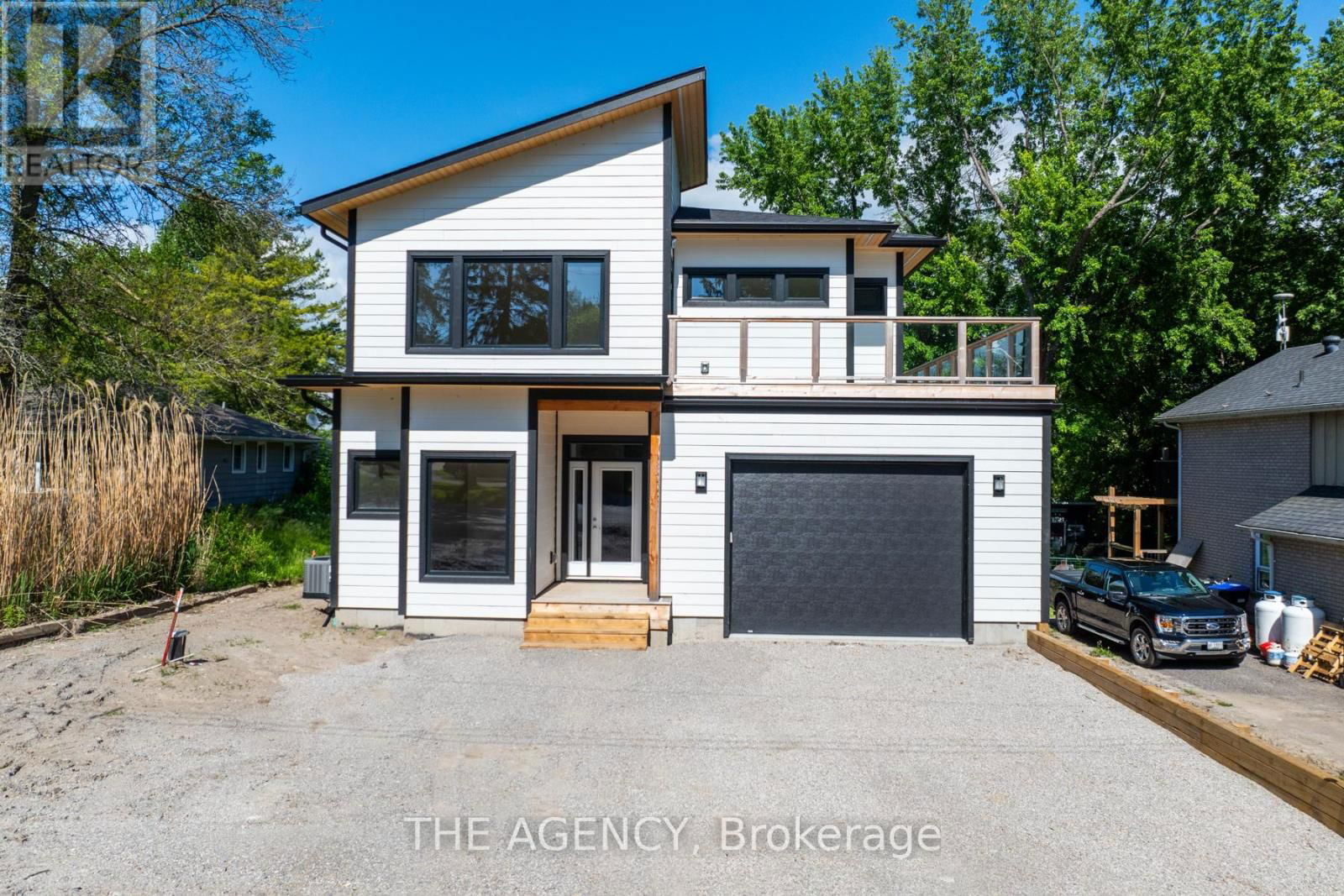 3963 HILLTOP ROAD Image 46