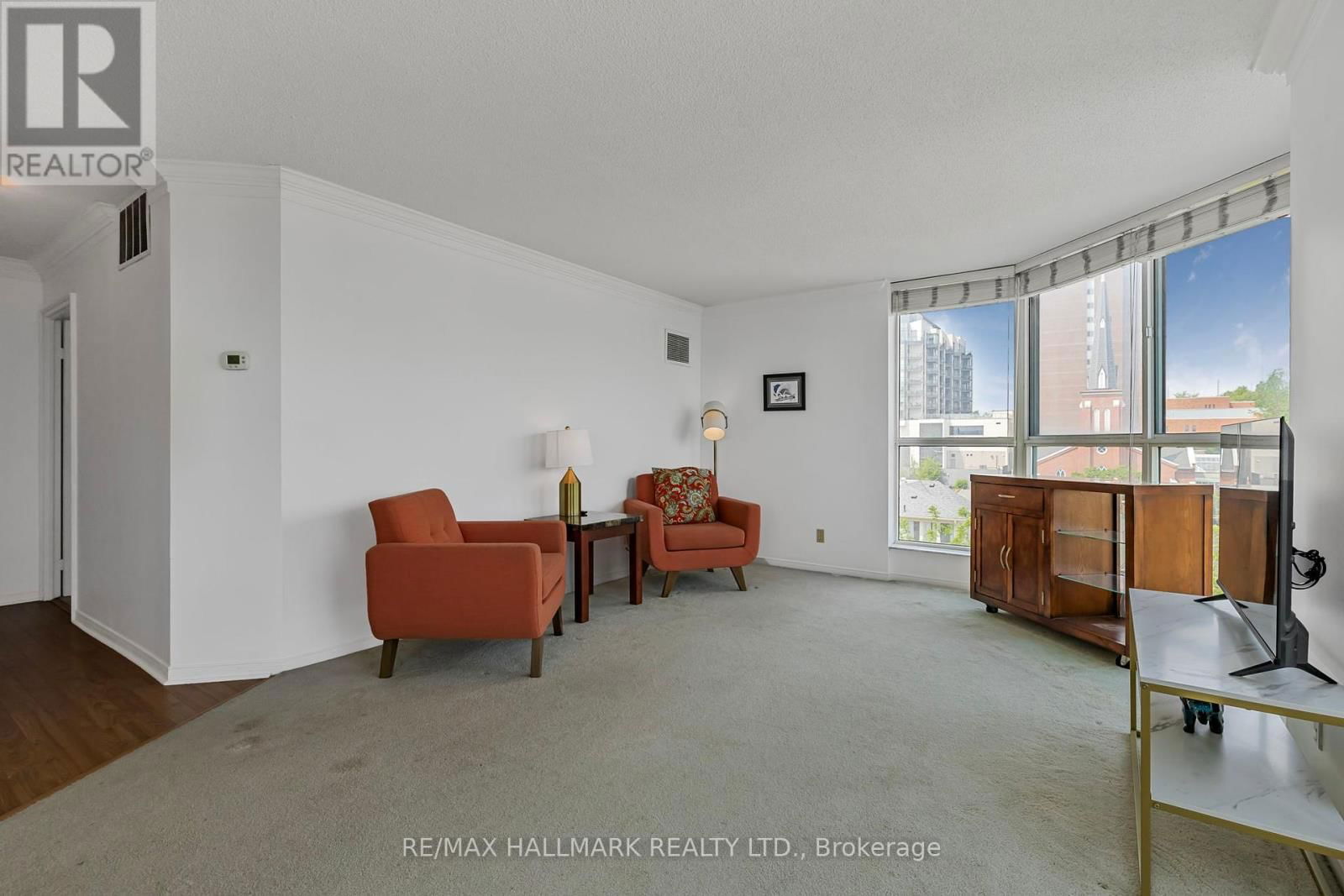 811 - 150 DUNLOP STREET EAST Image 8