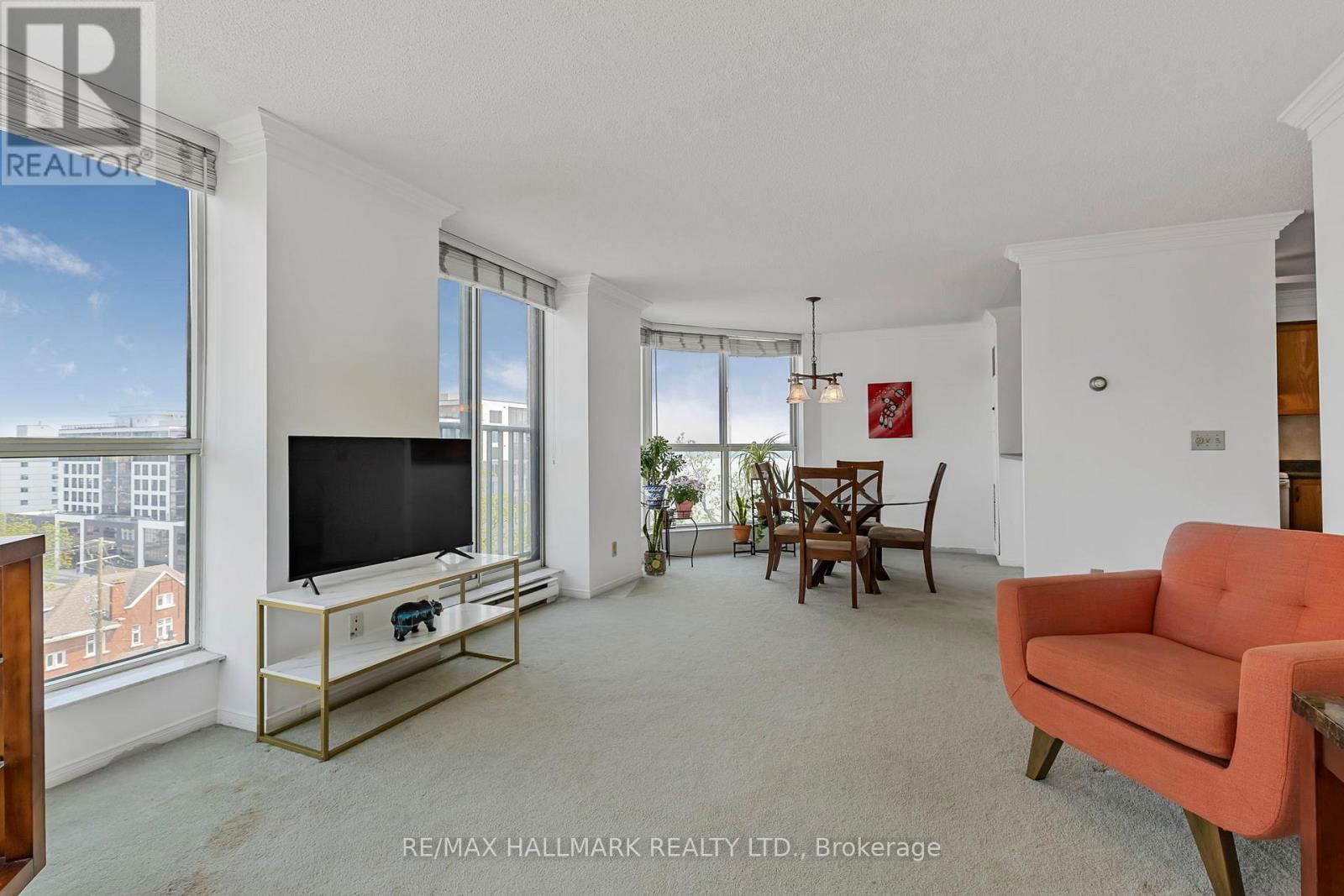 811 - 150 DUNLOP STREET EAST Image 9