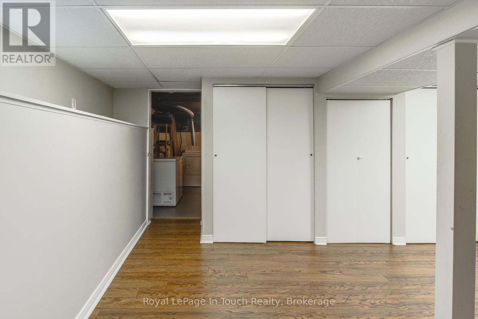 710 BAY STREET Image 21