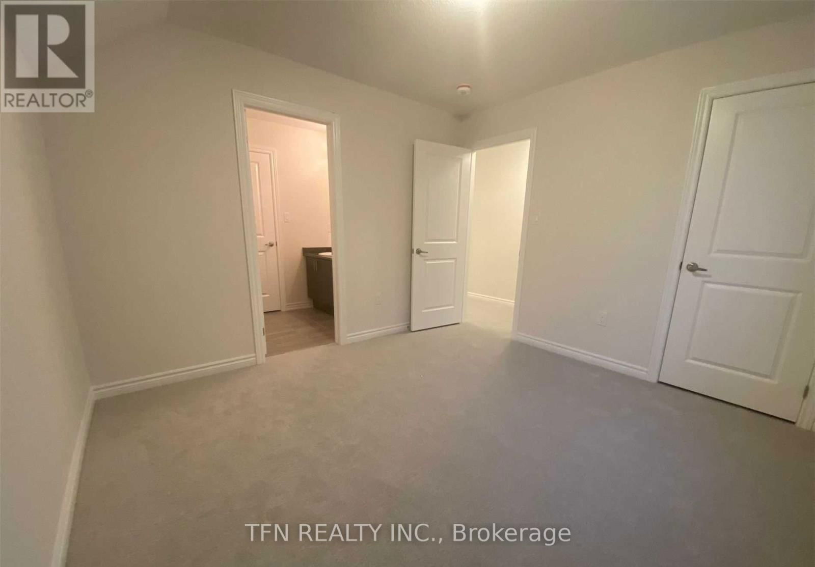 3213 MOSLEY STREET Image 23