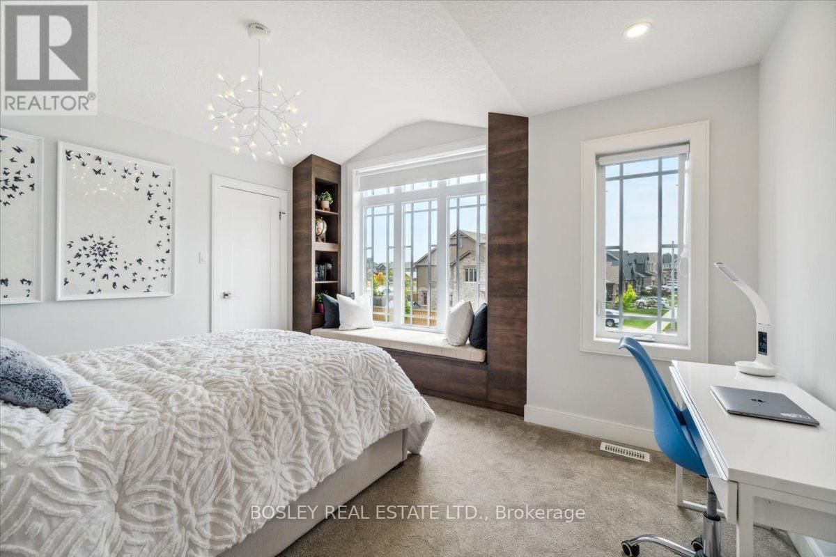 48 PLEWES DRIVE Image 31