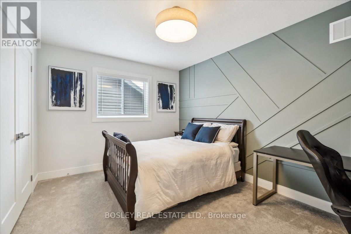 48 PLEWES DRIVE Image 33