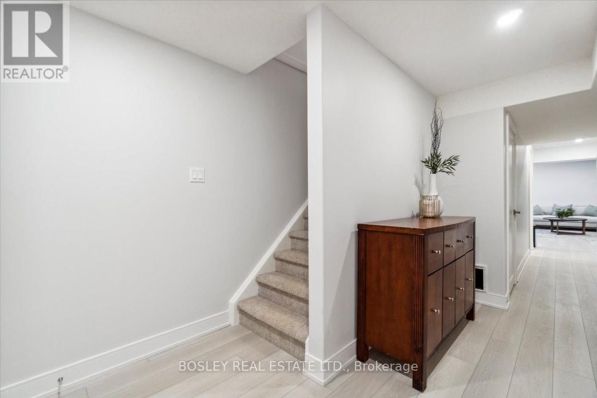 48 PLEWES DRIVE Image 37
