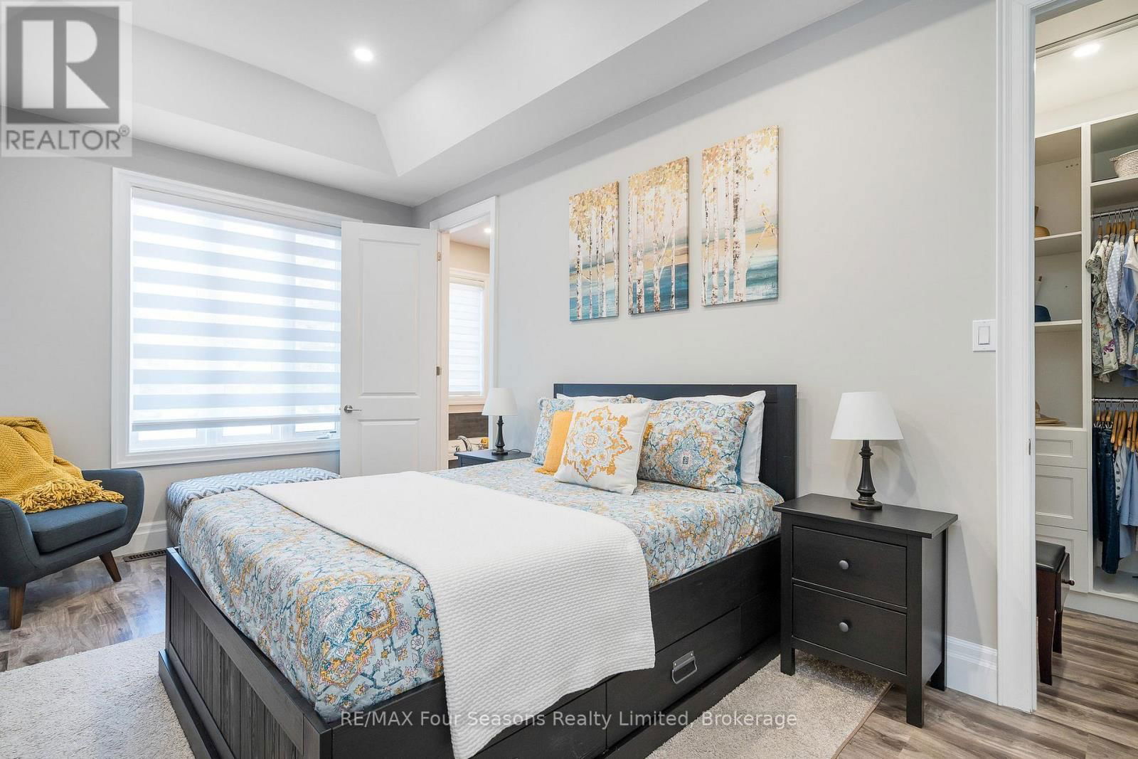 276 ROBINSON ROAD Image 17