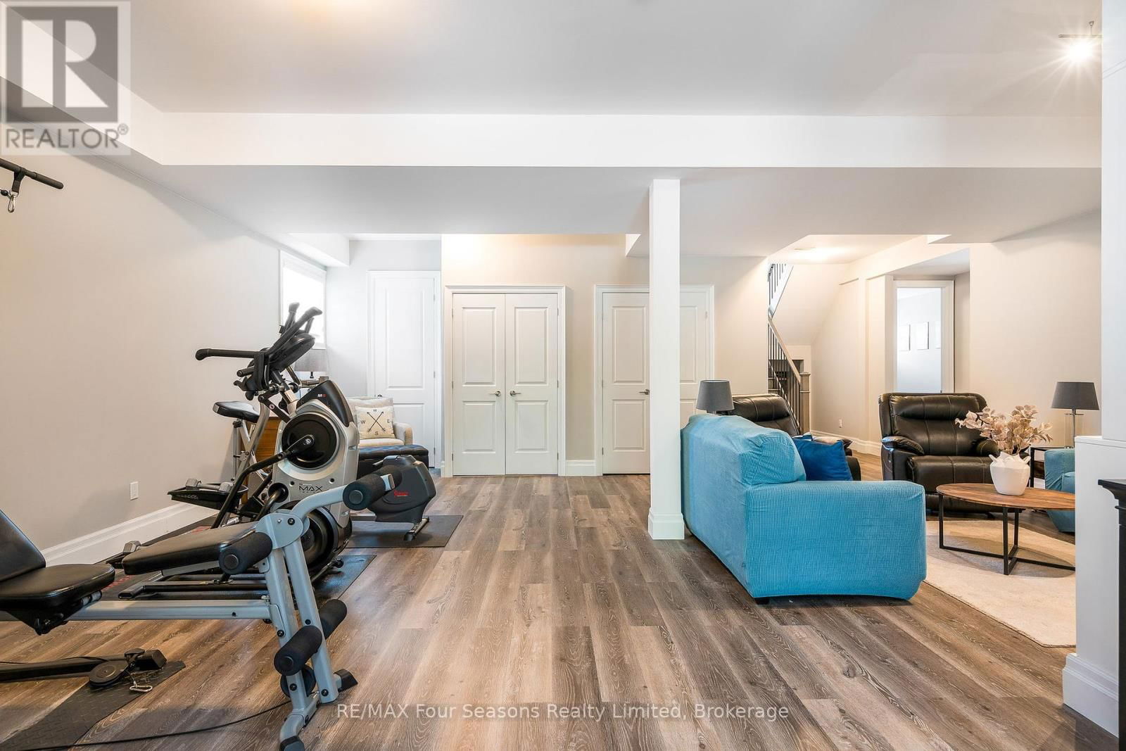276 ROBINSON ROAD Image 30