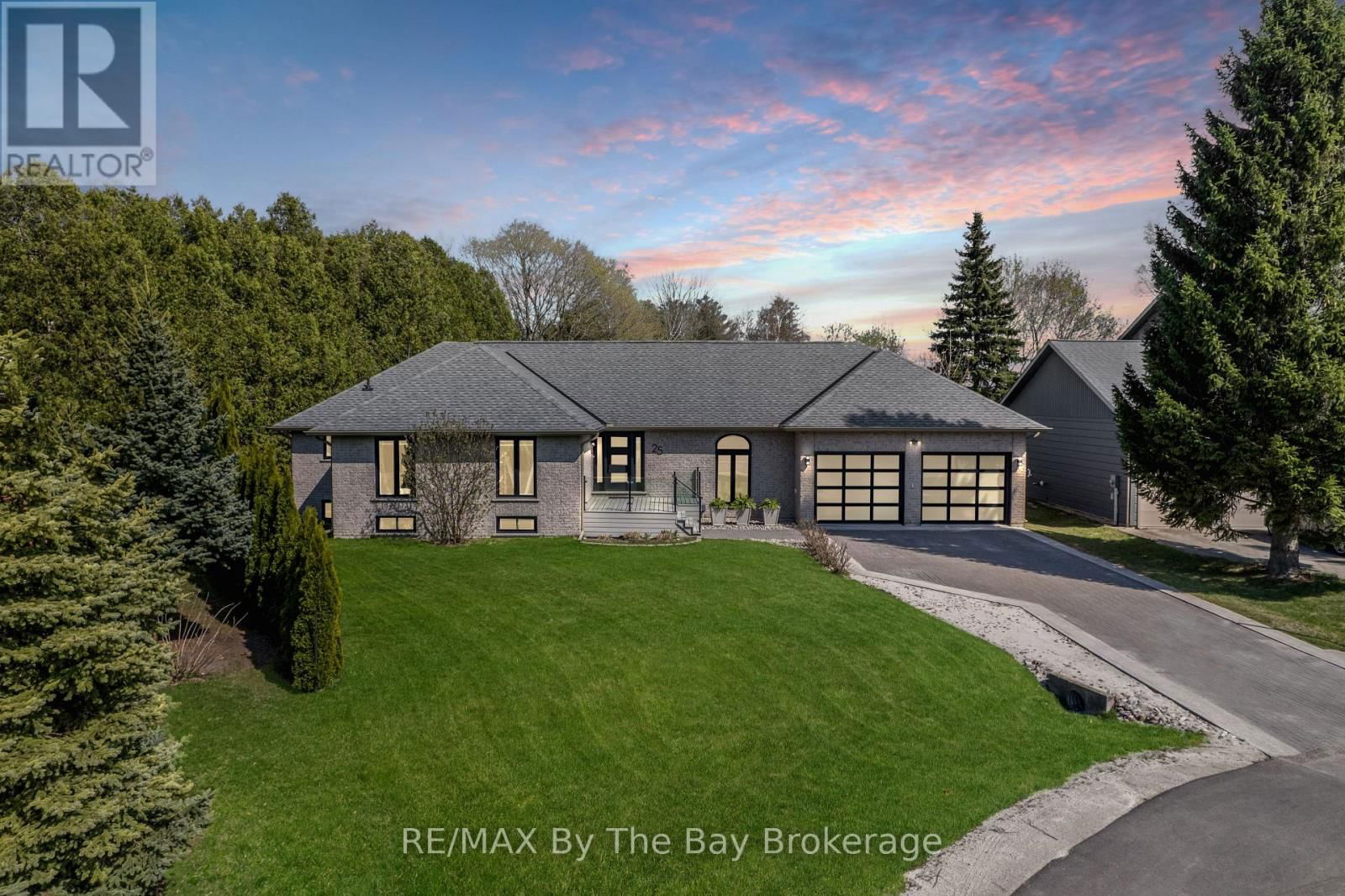 25 BRITTON COURT Image 1