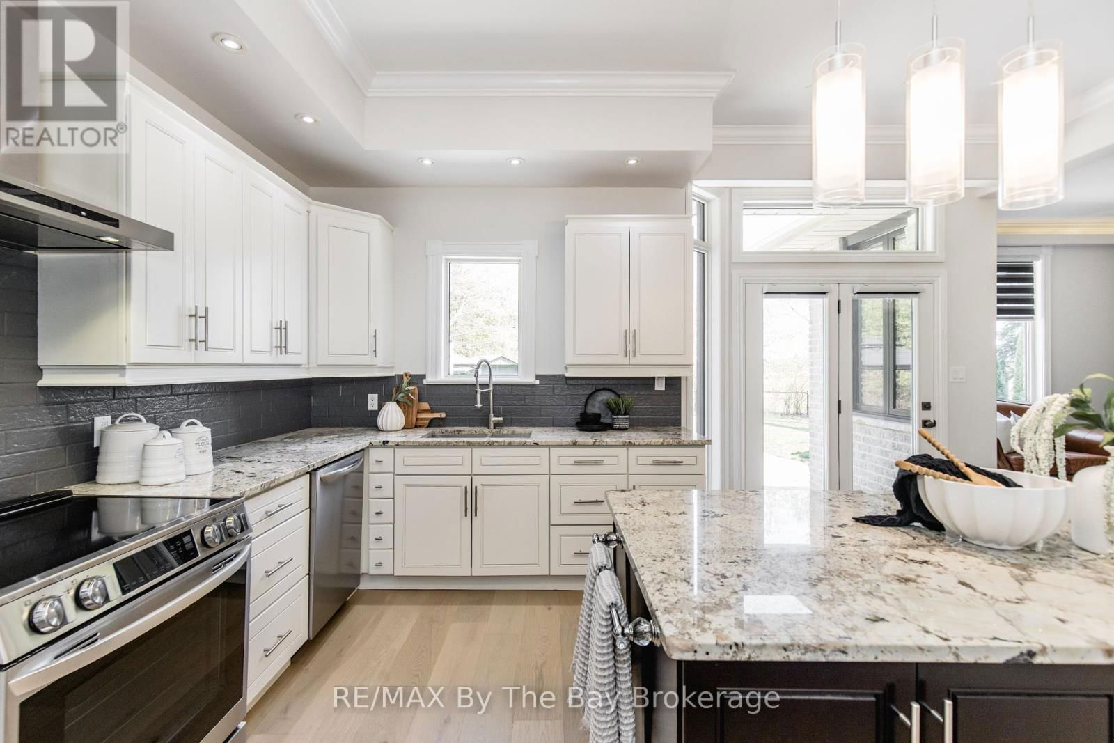 25 BRITTON COURT Image 15
