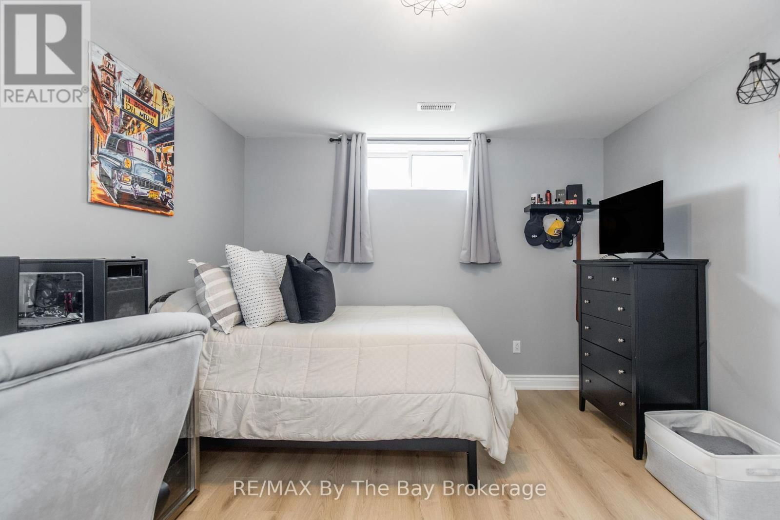 25 BRITTON COURT Image 41