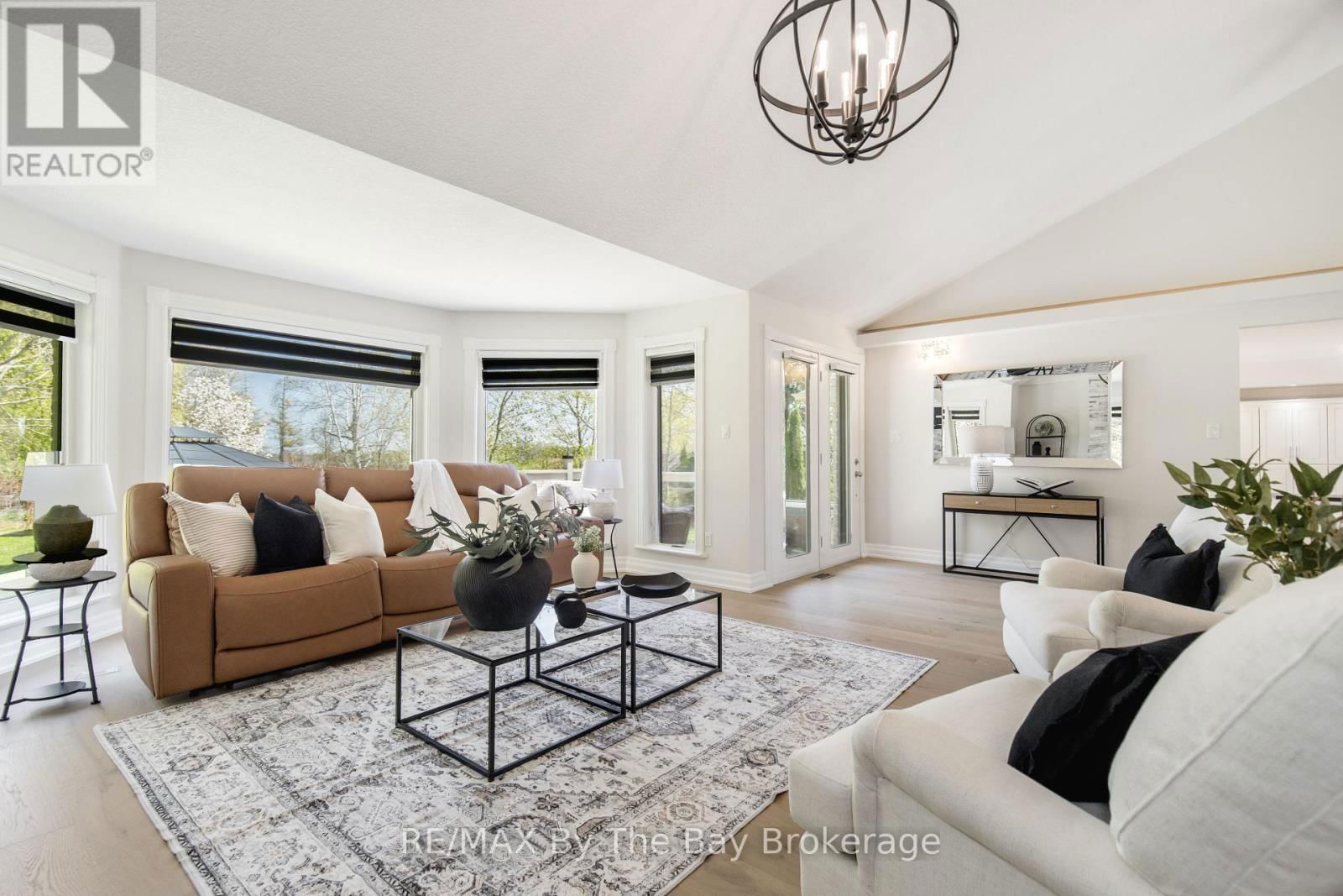 25 BRITTON COURT Image 7