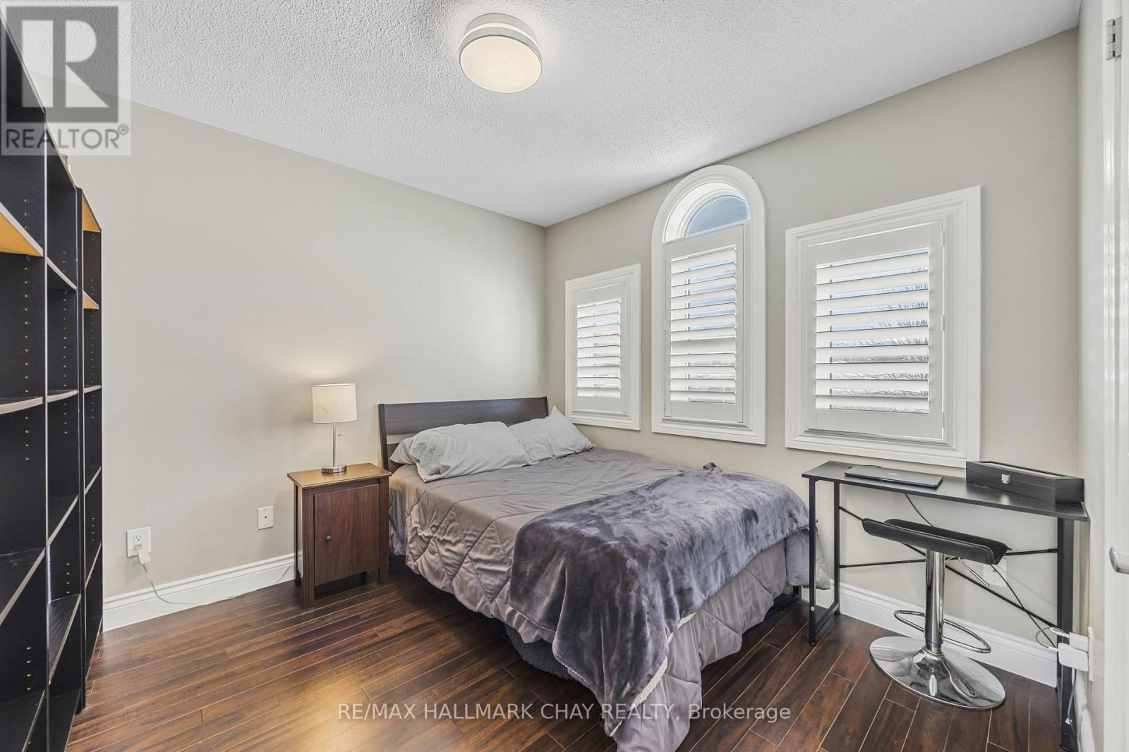 7 RYAN COURT Image 18