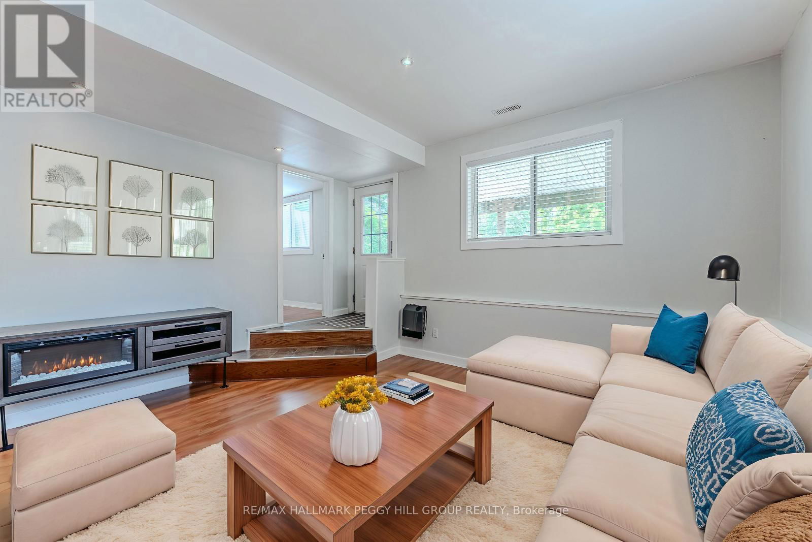 130 COUNTRY LANE Image 14