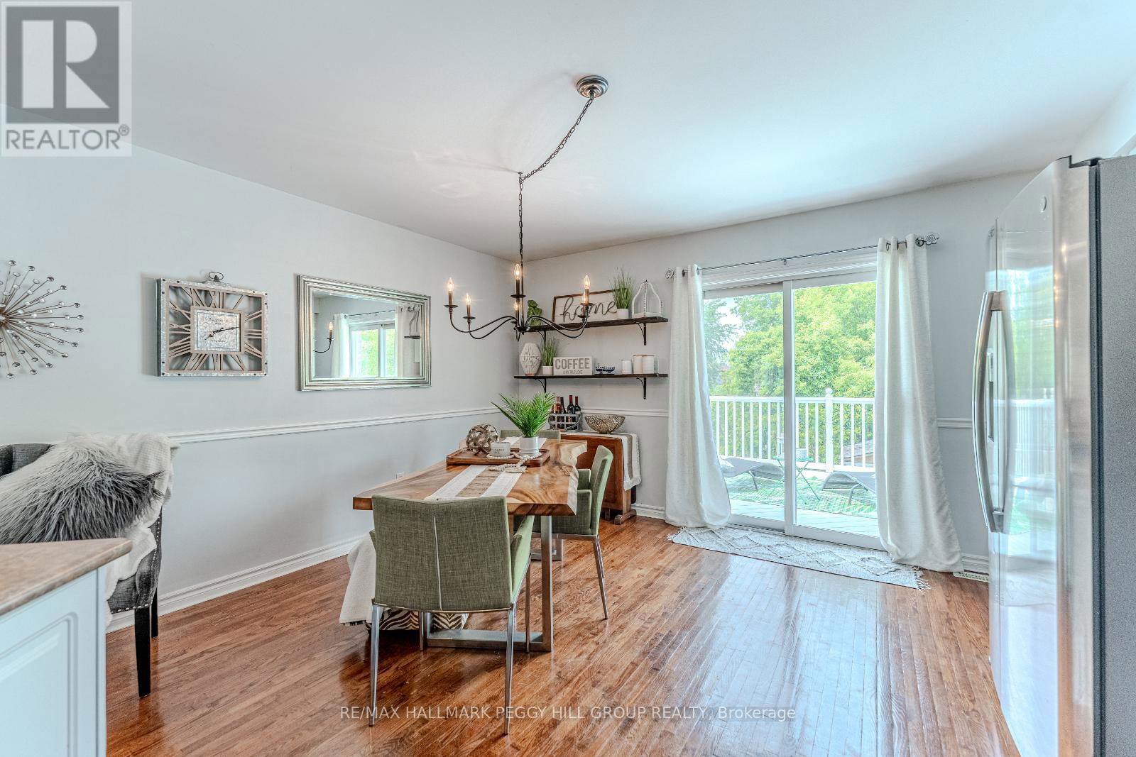130 COUNTRY LANE Image 7