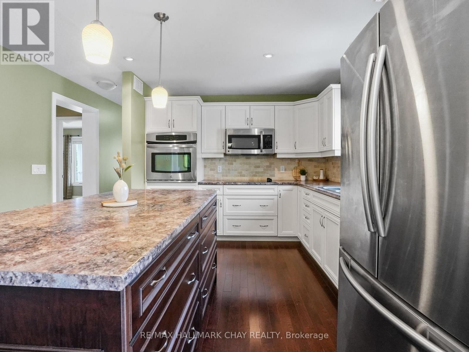 92 NEW YORK AVENUE Image 15