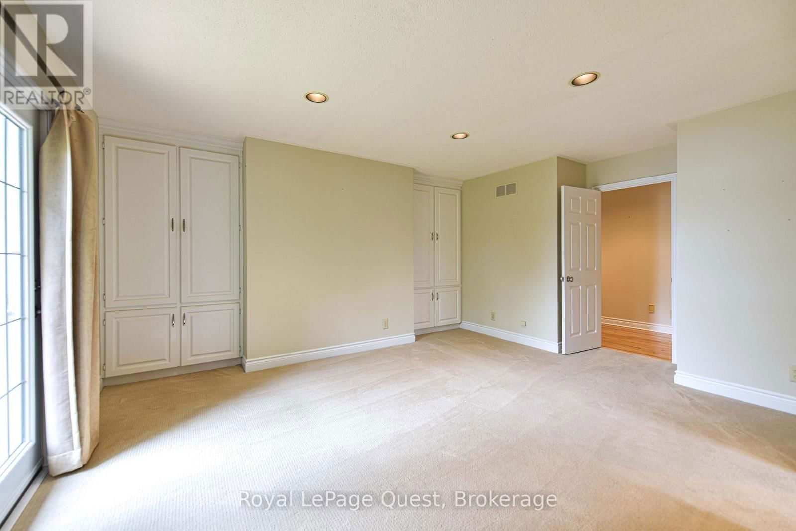 27 HEYDEN AVENUE Image 14
